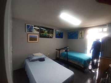 CASA EN VENTA, 4 NIVELES LOMAS DE VALLE DORADO