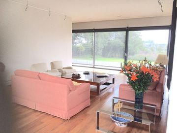 VENTA CASA EN CLUB DE GOLF BOSQUES DE SANTA FE