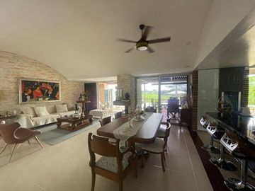 VENTA de CASAS en PEREIRA