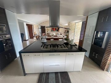 VENTA de CASAS en PEREIRA