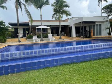 VENTA de CASAS en PEREIRA