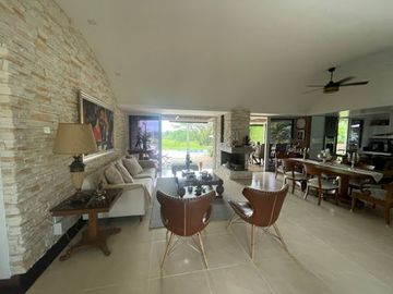 VENTA de CASAS en PEREIRA