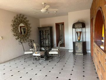 Casa en Venta en Burgos, un exclusivo fraccionamiento de Cuernavaca - Morelos.