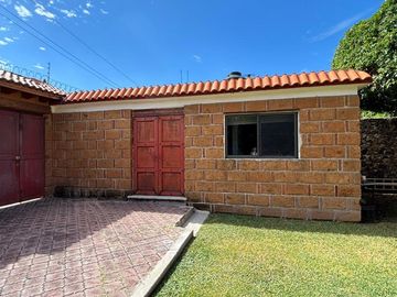 Casa en Venta en Burgos, un exclusivo fraccionamiento de Cuernavaca - Morelos.