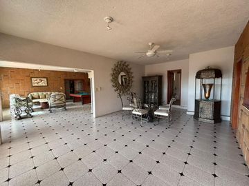 Casa en Venta en Burgos, un exclusivo fraccionamiento de Cuernavaca - Morelos.