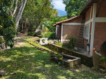 VENTA de CASA CAMPESTRE en PIEDECUESTA