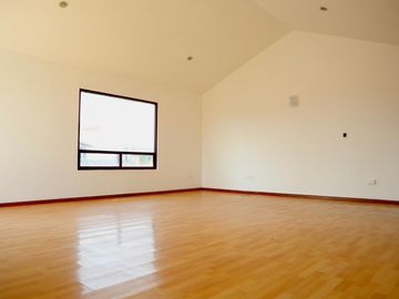 Residencia en Fraccionamiento Puerta Paraíso Puebla.