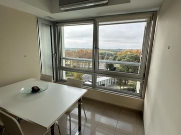 Venta 3 Ambientes en Le Pac Puerto Madero - Vista al Rio - Cochera y Baulera