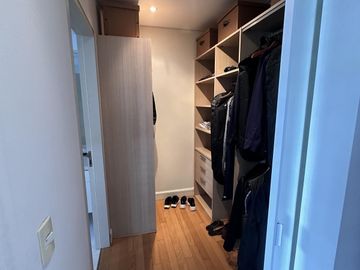 Venta 3 Ambientes en Le Pac Puerto Madero - Vista al Rio - Cochera y Baulera