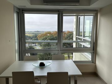 Venta 3 Ambientes en Le Pac Puerto Madero - Vista al Rio - Cochera y Baulera