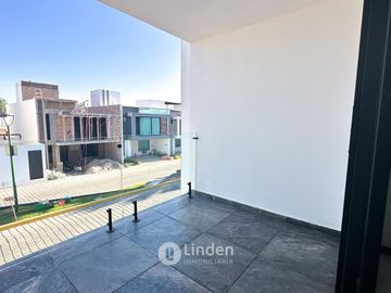 CASAS PERSONALIZADAS EN PREVENTAEN FRACCIONAMIENTO ALTANA, Cerca de Plaza San Diego