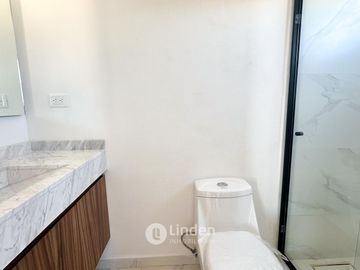 CASAS PERSONALIZADAS EN PREVENTAEN FRACCIONAMIENTO ALTANA, Cerca de Plaza San Diego