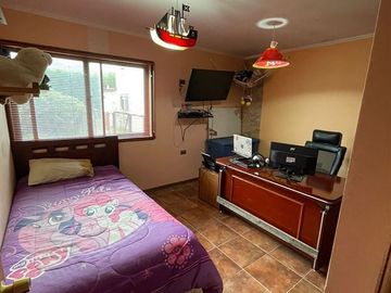 Casa en Venta en camino colliguay con los quillayes