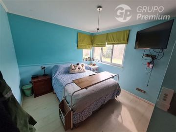 Casa en Venta en camino colliguay con los quillayes