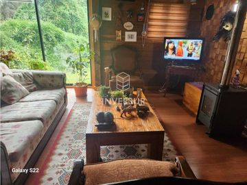PARCELA CON 3 CASAS EN CONDOMINIO LOS CISNES VALDIVIA