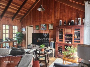 PARCELA CON 3 CASAS EN CONDOMINIO LOS CISNES VALDIVIA