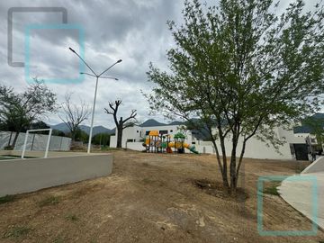 CASA EN VENTA GUAXUCO RESIDENCIAL ZONA CARRETERA NACIONAL SANTIAGO