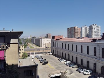 Se vende Dpto 1 Dormitorio, 1 Baño Piso 7, Vista Poniente