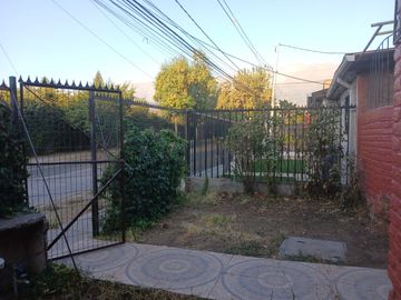 Precio Super Rebajado !!  Venta de Casa de 300 mt totales..  Walker Martínez.  La Araucana