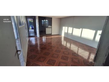 Precio Super Rebajado !!  Venta de Casa de 300 mt totales..  Walker Martínez.  La Araucana