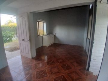 Precio Super Rebajado !!  Venta de Casa de 300 mt totales..  Walker Martínez.  La Araucana
