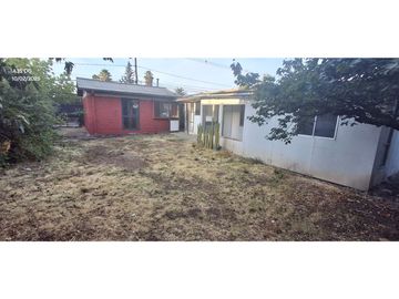 Precio Super Rebajado !!  Venta de Casa de 300 mt totales..  Walker Martínez.  La Araucana