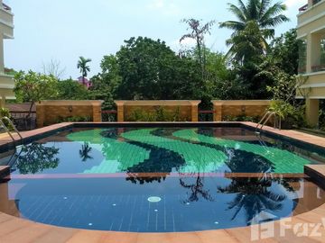 2 Bedroom Penthouse 175 sqm, for sale at Karnkanok Condo 3