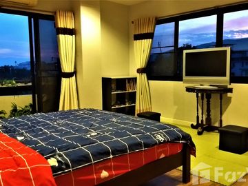 2 Bedroom Penthouse 175 sqm, for sale at Karnkanok Condo 3