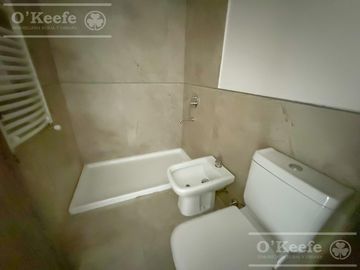 Departamento en alquiler 4 ambientes con cochera y baulera - Bernal centro