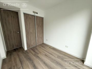 Departamento en alquiler 4 ambientes con cochera y baulera - Bernal centro