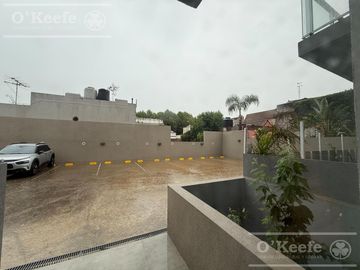Departamento en alquiler 4 ambientes con cochera y baulera - Bernal centro
