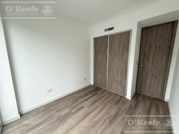 Departamento en alquiler 4 ambientes con cochera y baulera - Bernal centro