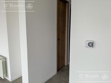 Departamento en alquiler 4 ambientes con cochera y baulera - Bernal centro