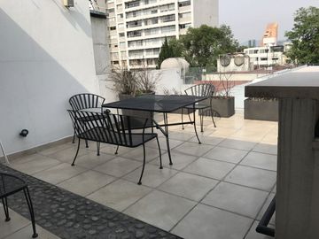 Gran PH en venta en Aristoteles
