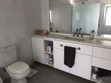 Casa  Venta  en Beccar entre vias y Libertador