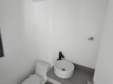 VENDO DUPLEX CON COCHERA EN BARRANCO