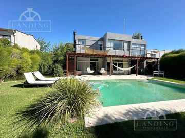 Venta Casa 6 Ambientes Barrio Santa Clara Villanueva Tigre