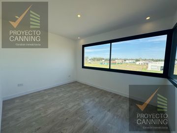 Casa en venta Barrio San Simon Canning