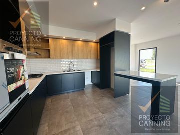 Casa en venta Barrio San Simon Canning