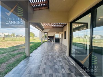 Casa en venta Barrio San Simon Canning