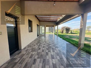 Casa en venta Barrio San Simon Canning