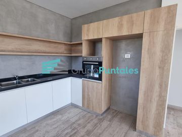 Casa venta en Barrio Lagos de Canning II, con 3 dormitorios y pileta