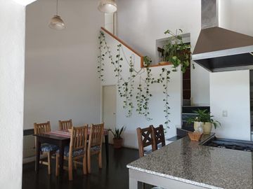 Oportunidad Casa 3 dorm y pile en Barrio cerrado  La Estanzuela