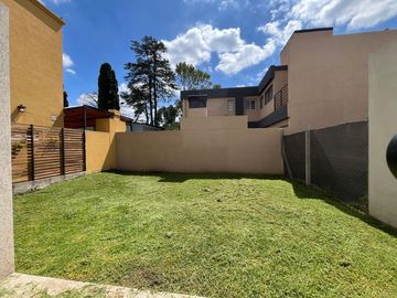 Venta Casa 3 ambientes Barrio Greenhouses
