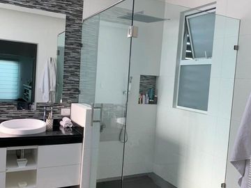 Residencia en venta en Puerta de Valladolid, Bosque Esmeralda
