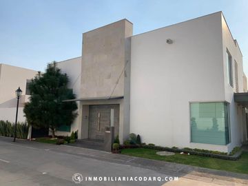 Residencia en venta en Puerta de Valladolid, Bosque Esmeralda