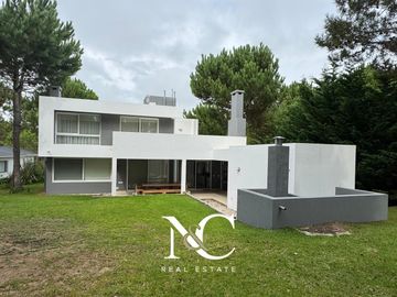 Casa en  venta en Costa Esmeralda