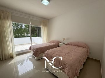 Casa en  venta en Costa Esmeralda