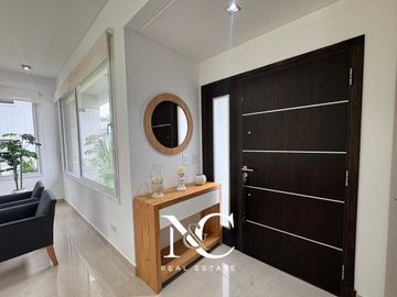 Casa en  venta en Costa Esmeralda