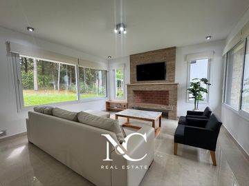 Casa en  venta en Costa Esmeralda